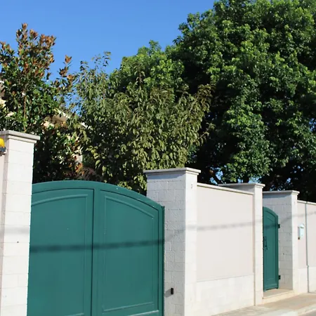 Appartamento Con Parcheggio In Salento Erchie (Apulia)